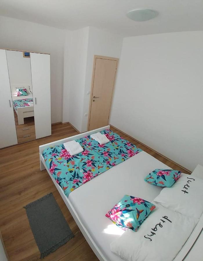 Apartmani Valuna Privlaka  Ngoại thất bức ảnh